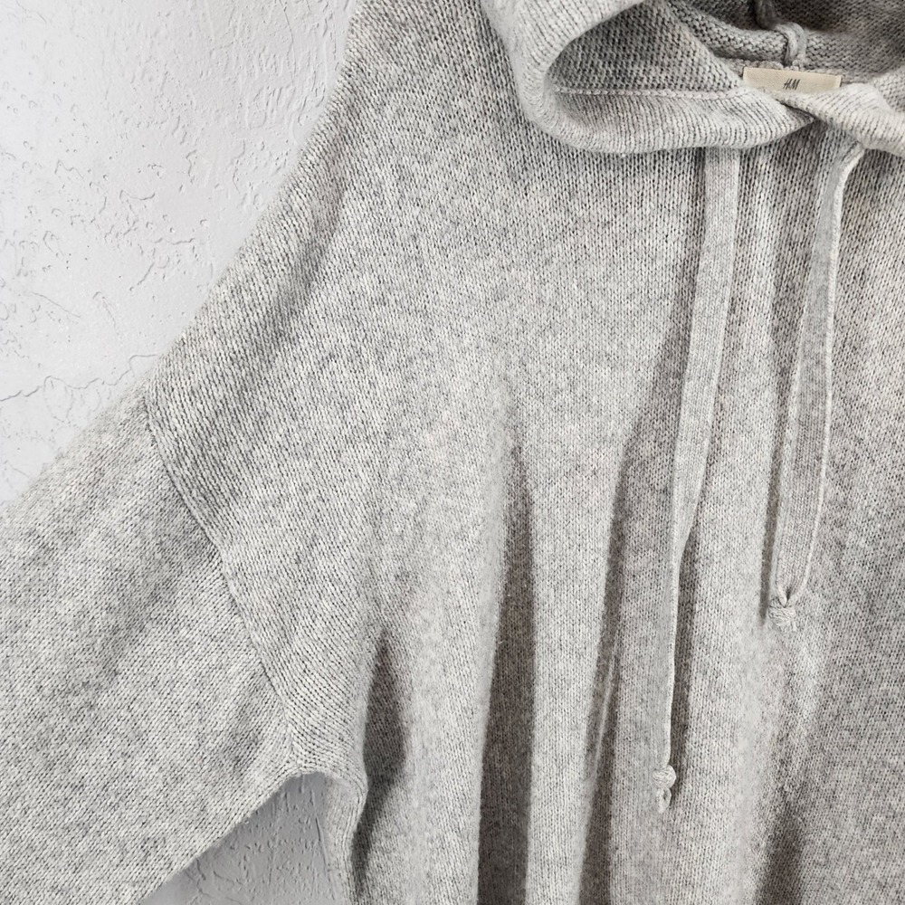 HM LOGG Gray Oversized Knit Hooded Sweater Womens Size M/L Cozy Loungewear - Picture 3 of 6